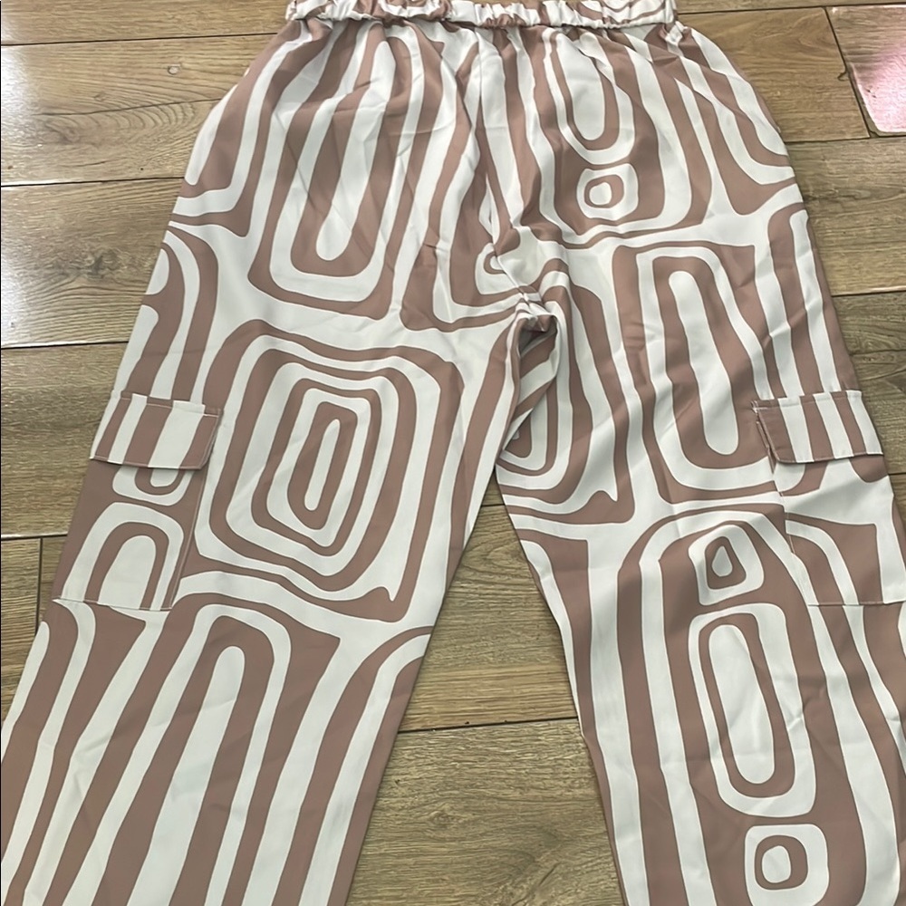 Geometric Patterned Women's Pants - image 6